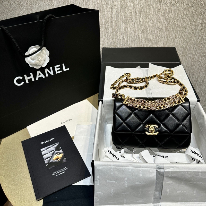 Ch*el 19 bags